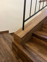  Bukoma schoy z podlahy zakaznika